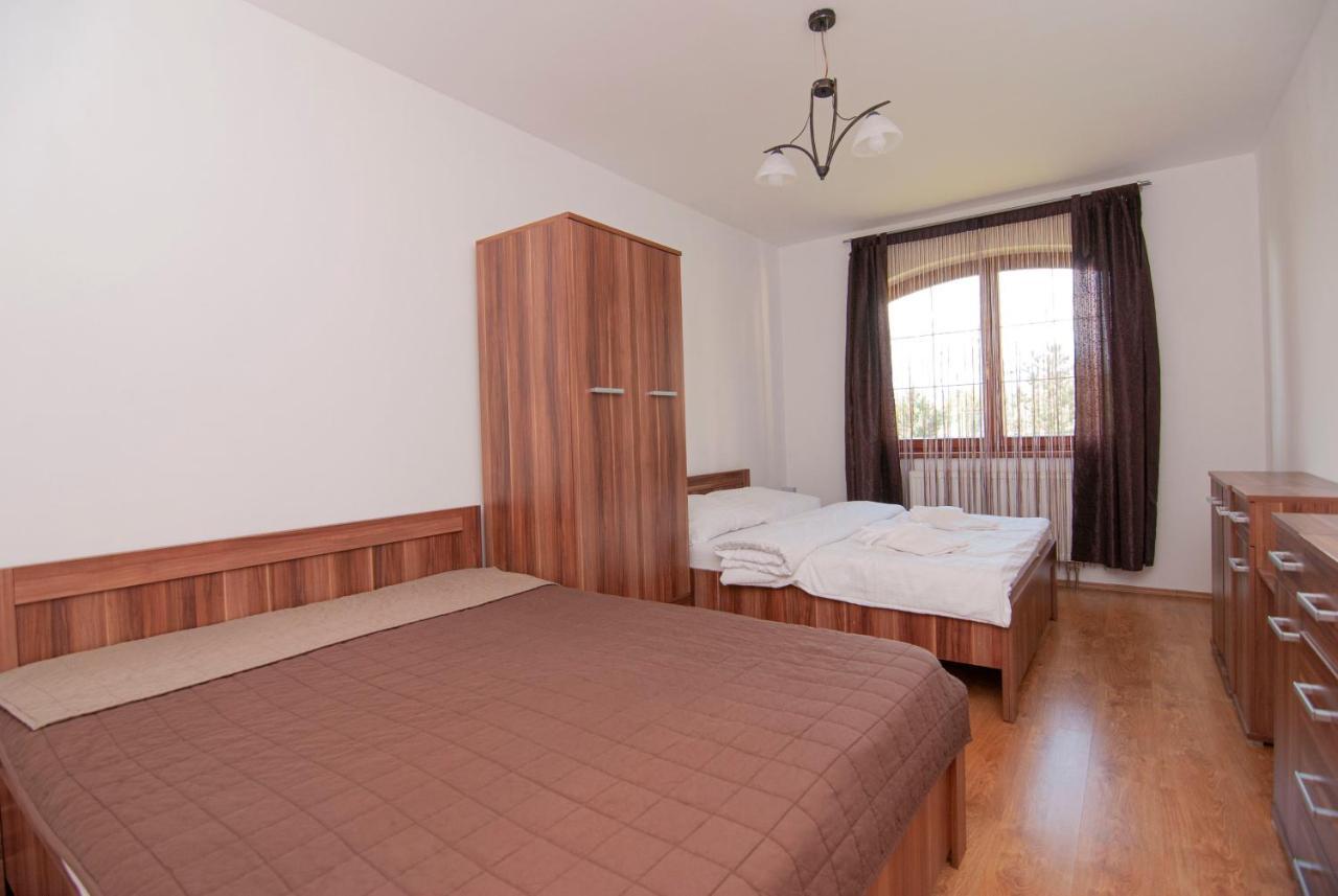 Apartmany Sileas ヴェルカー・ロムニツァ エクステリア 写真
