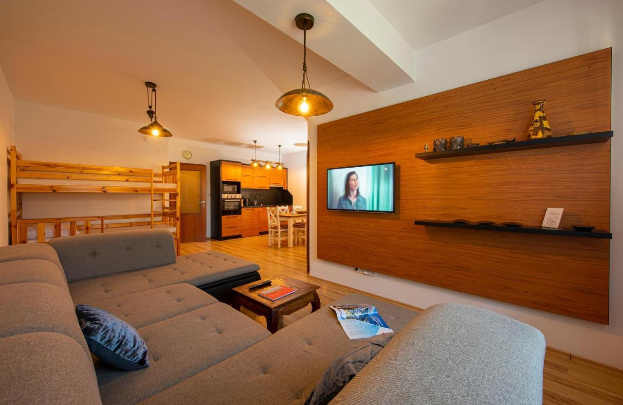 Apartmany Sileas ヴェルカー・ロムニツァ エクステリア 写真