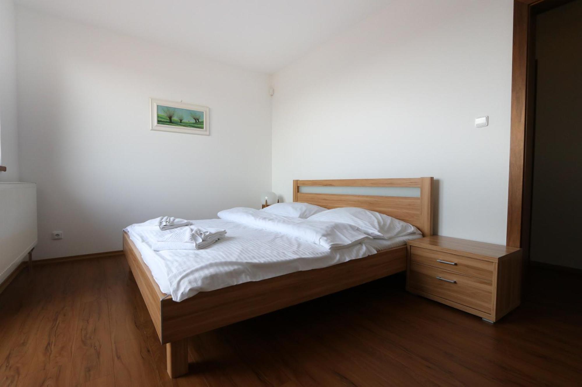 Apartmany Sileas ヴェルカー・ロムニツァ エクステリア 写真